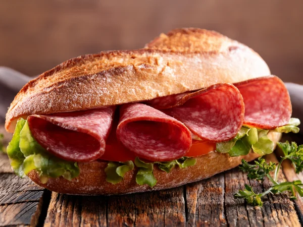 panino-con-salame-sagra